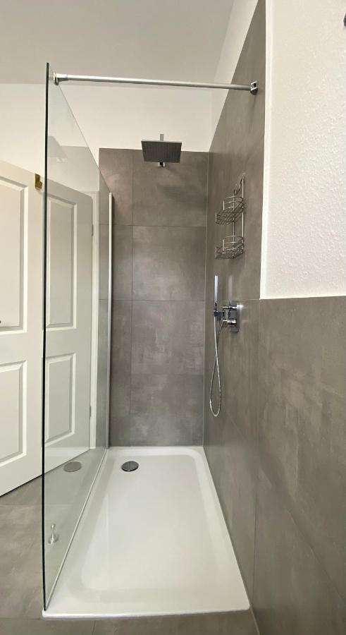 Pnt Home-Stilvolles Apartment Кобленц Екстериор снимка