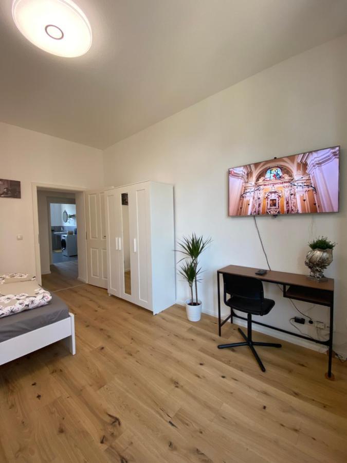 Pnt Home-Stilvolles Apartment Кобленц Екстериор снимка